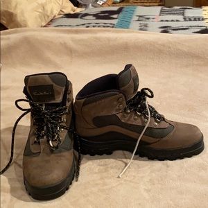 thom mcan desert boots